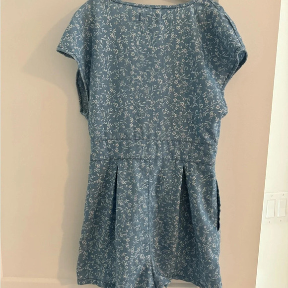 MINKPINK Jaye Chambray Blue Romper Size XS - Picture 4 of 5
